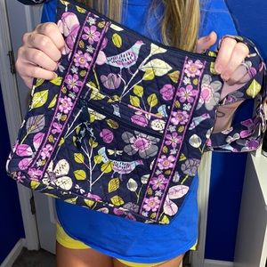 ✨VERA BRADLEY PURSE✨
